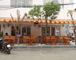 Mái xếp, mài che quán cafe